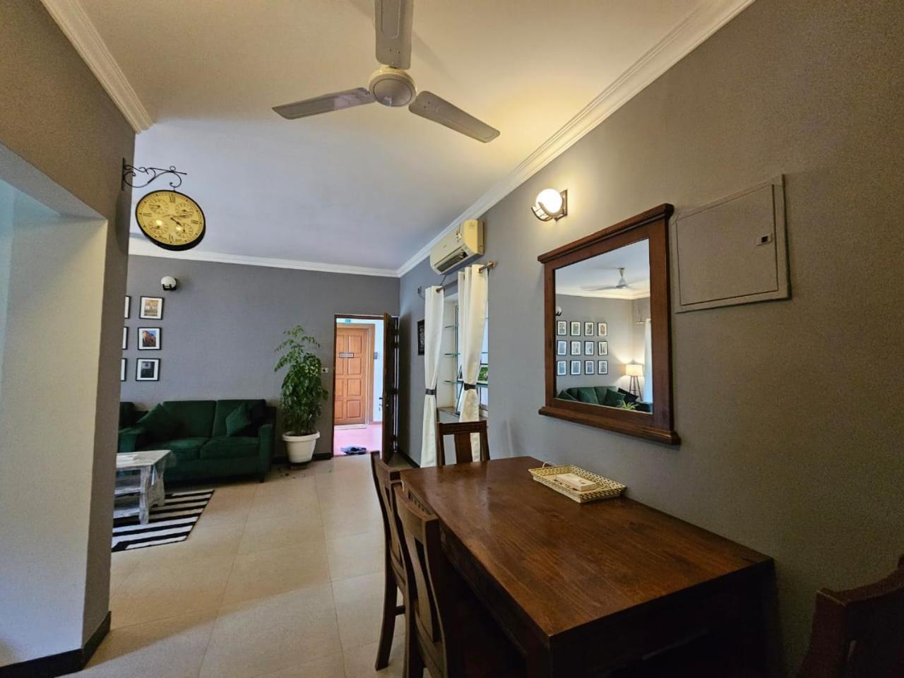 B&F Kensington Square Siolim Exterior foto