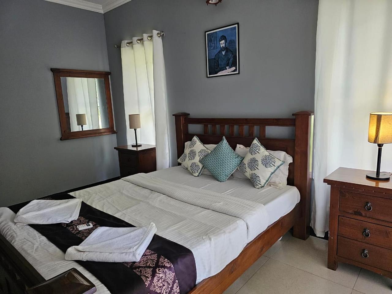 B&F Kensington Square Siolim Exterior foto