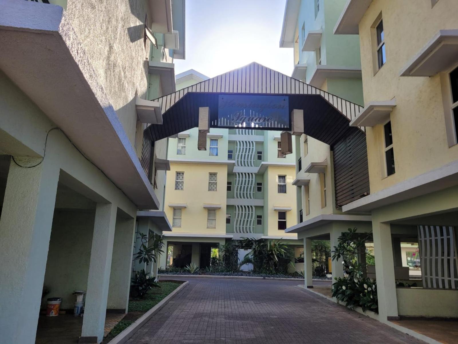 B&F Kensington Square Siolim Exterior foto