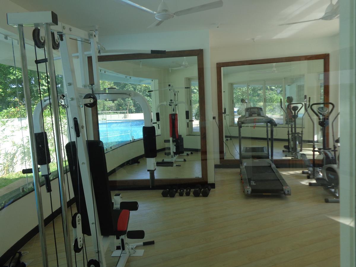 B&F Kensington Square Siolim Exterior foto